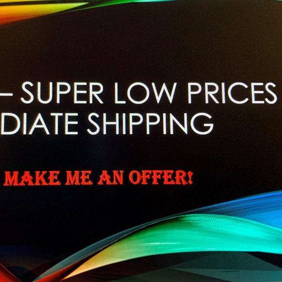 Meet your Posher, Leslie - Picture 1 of 2